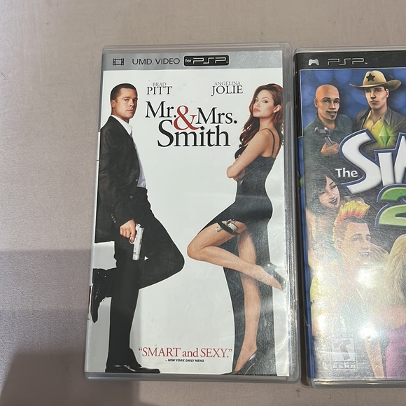 PSP w/ 6 games and charger and headset converter - Picture 3 of 8